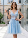 Tulle A-Line V Neck Mini Homecoming Dresses with Lace Applique