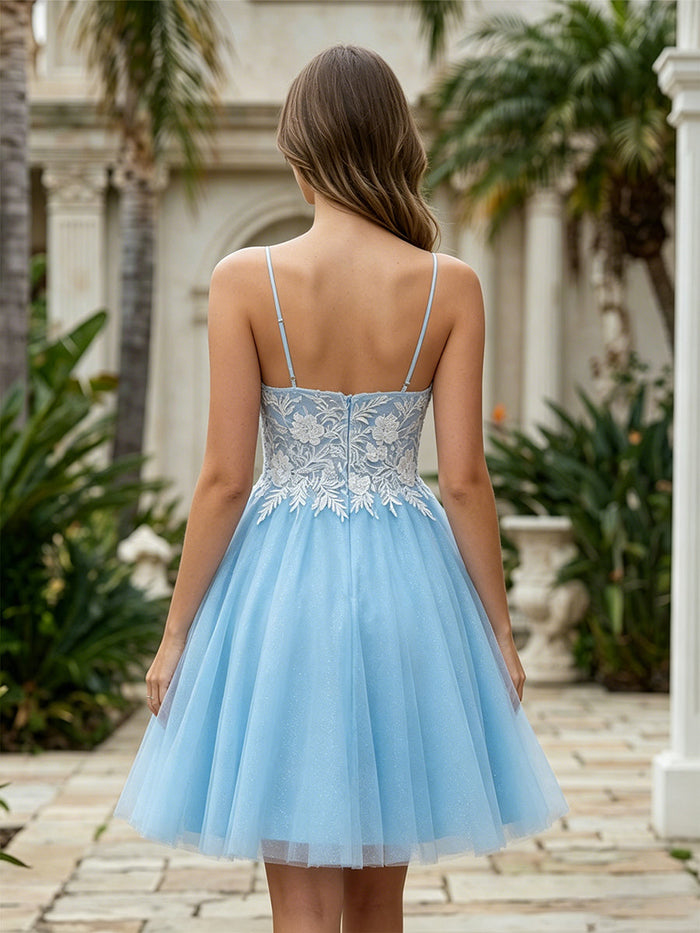 Tulle A-Line Spaghetti Straps Mini Homecoming Dresses with Applique