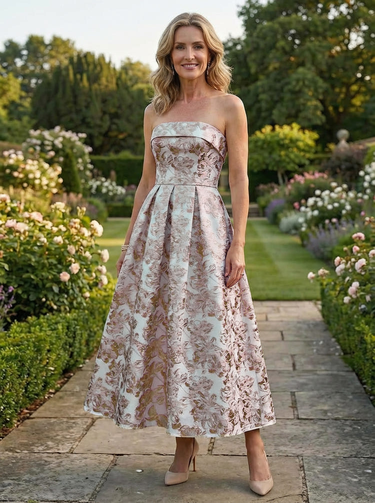 Jacquard A-Line Strapless Pleated Mother of the Bride Dresses