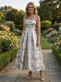 Jacquard A-Line Strapless Pleated Mother of the Bride Dresses