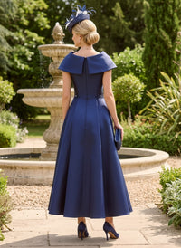 Satin A-Line V Neck Mother of the Bride Dresses with Lace Applique