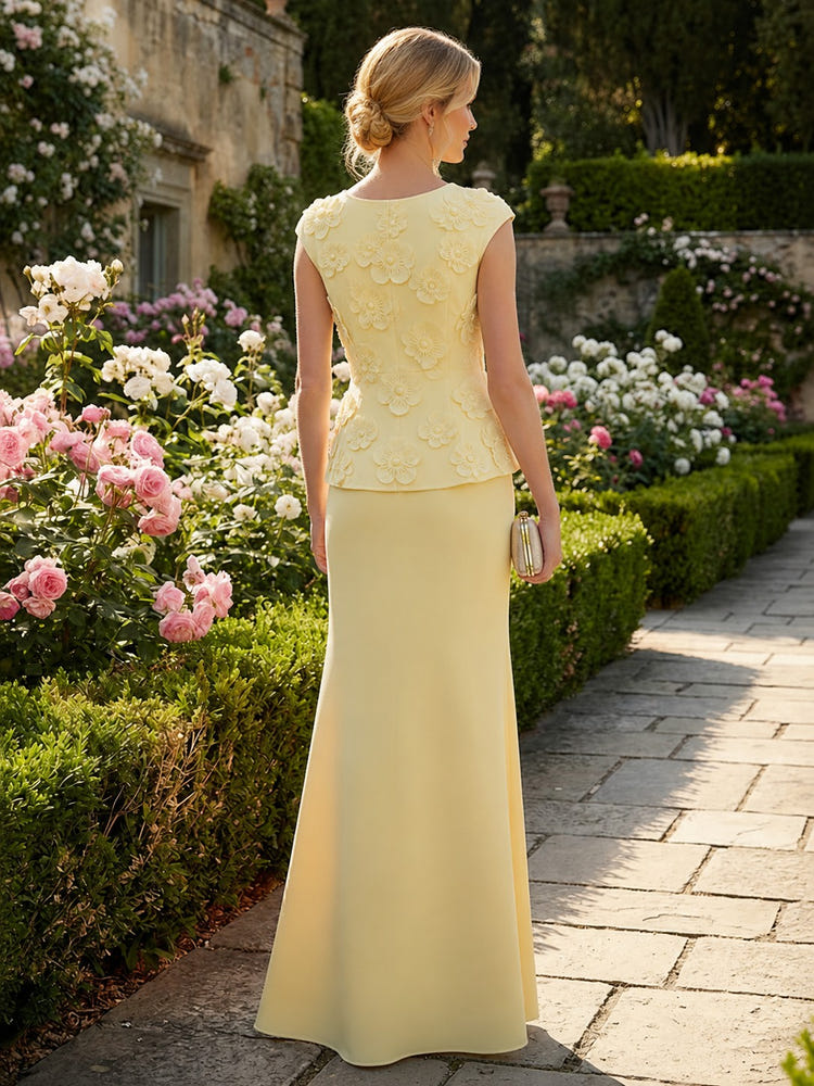 Satin Sheath Crew Neck Mother of the Bride Dresses with 3D Flowers