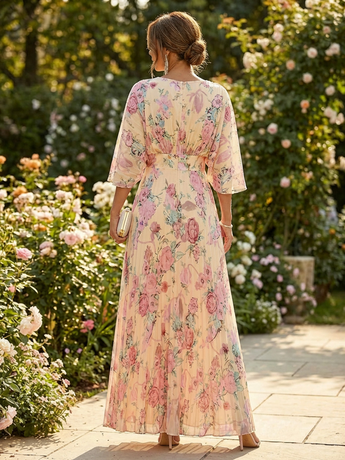 Chiffon A-Line V Neck Delicate Pleated Mother of the Bride Dresses