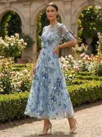 Tulle A-Line Crew Neck Mother of the Bride Dresses with Floral Embroidery