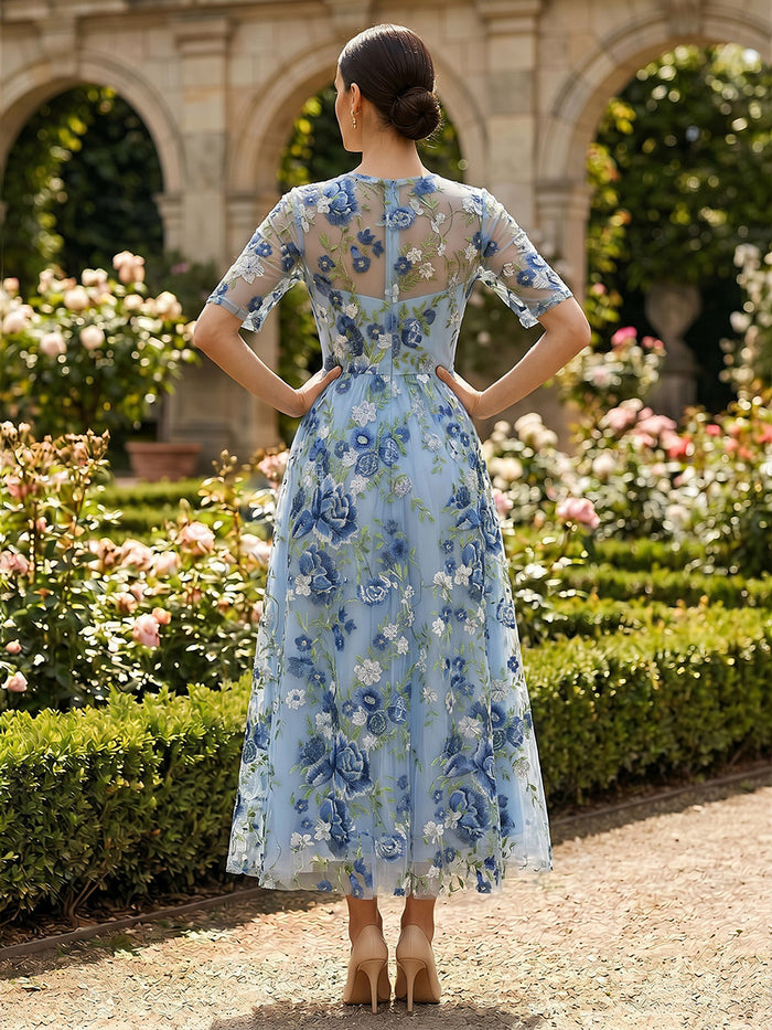 Tulle A-Line Crew Neck Mother of the Bride Dresses with Floral Embroidery
