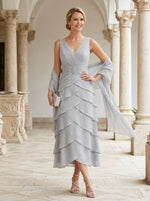 Chiffon A-Line V Neck Delicate Pleated Mother of the Bride Dresses