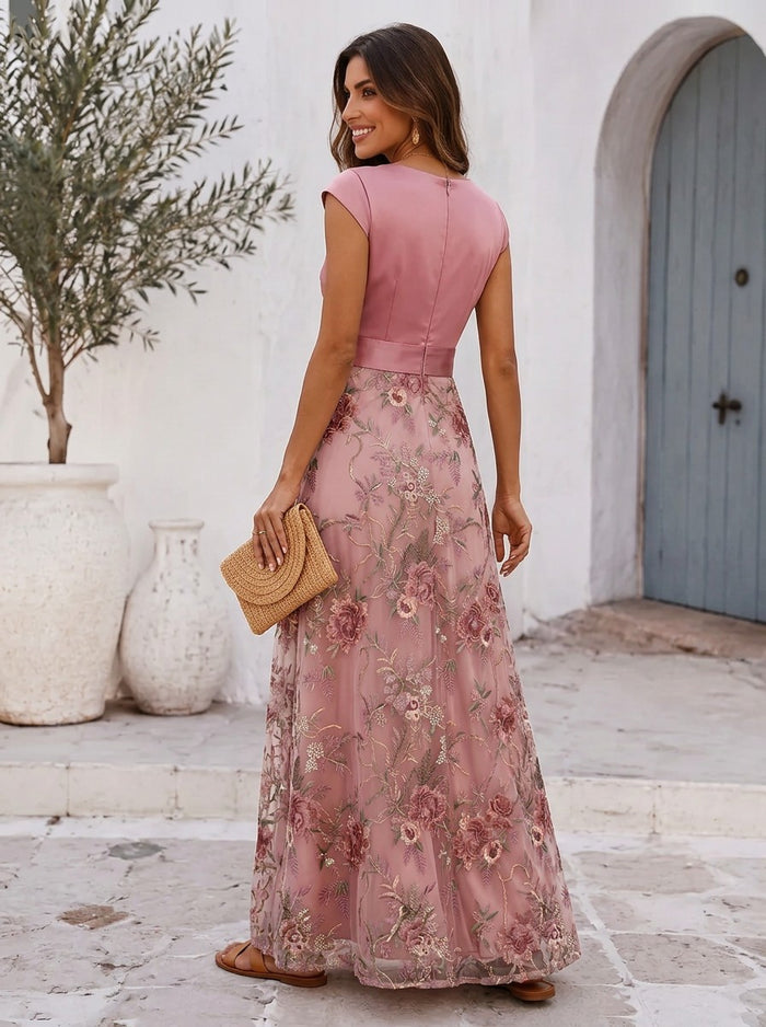 Tulle A-Line V Neck Mother of the Bride Dresses with Floral Embroidery