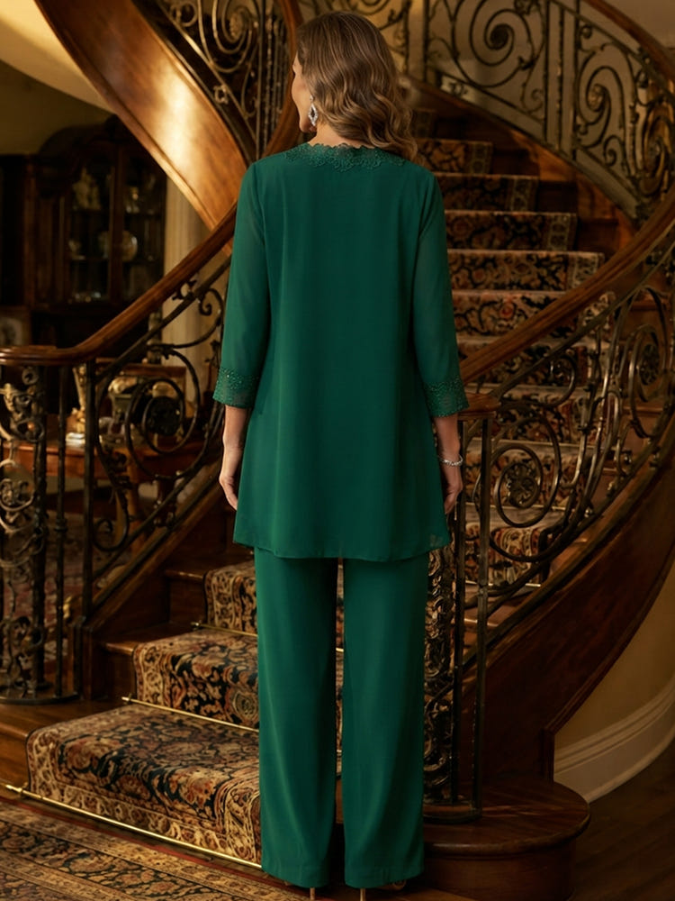 Chiffon Pantsuit Crew Neck Mother of the Bride Pantsuits with Jacket