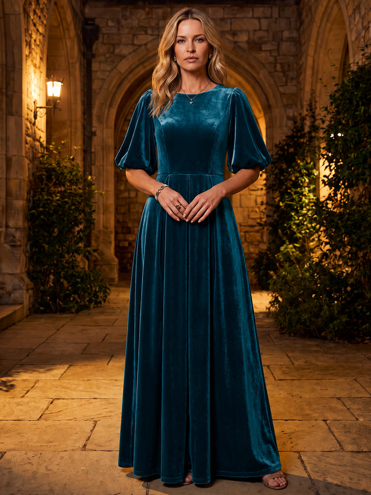 Velvet A-Line Crew Neck Maxi Mother of the Bride Dresses with Pleated