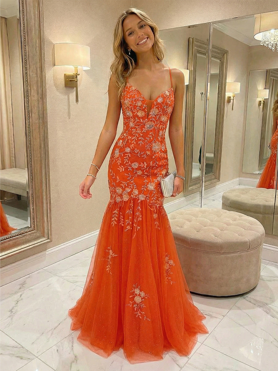 Spaghetti Straps Lace Appliques V Neck Prom Dresses
