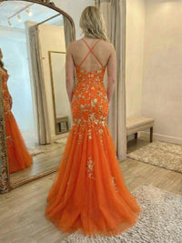 Spaghetti Straps Lace Appliques V Neck Prom Dresses