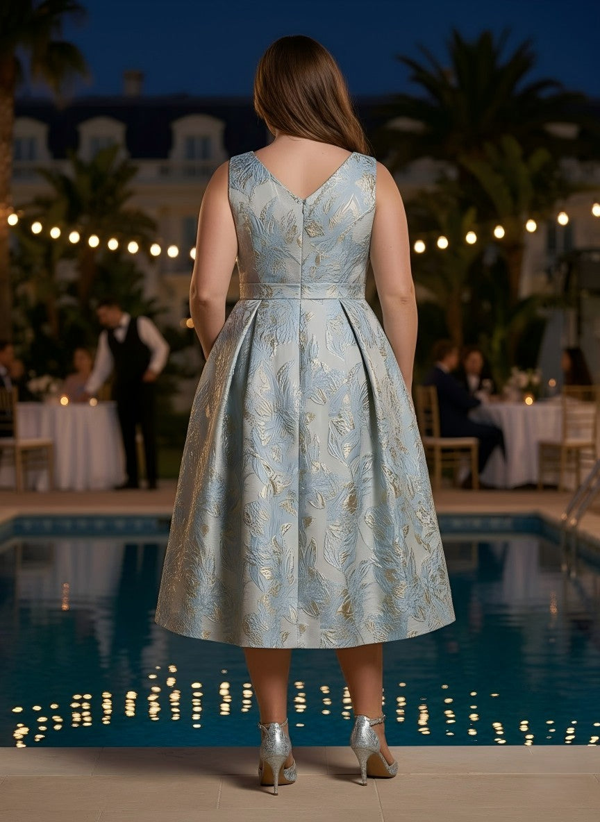 Jacquard A-Line V Neck Pleated Plus Size Dresses