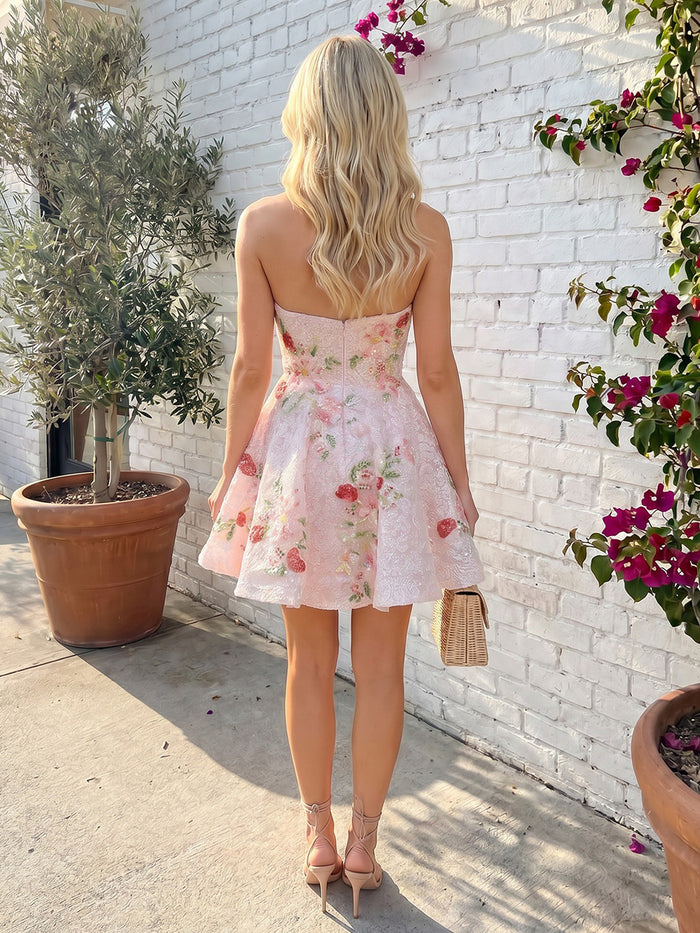 Tulle A-Line Sweetheart Homecoming Dresses with Sequin Embroidery