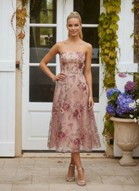 Tulle A-Line Strapless Formal Dresses with Floral Embroidery