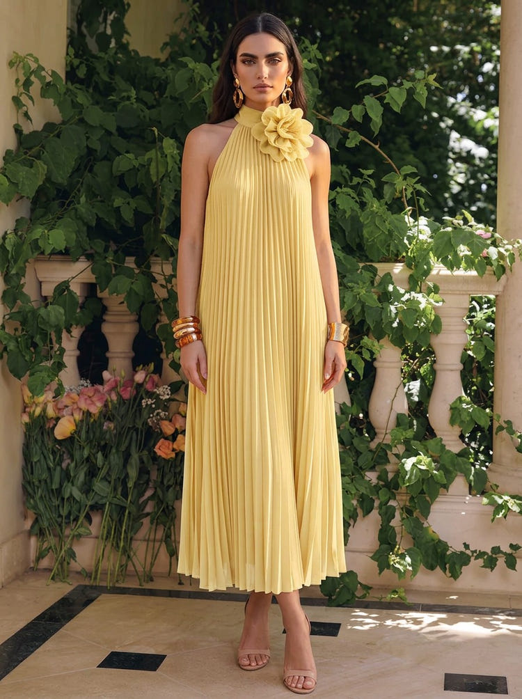 Chiffon A-Line Halter Formal Dresses with 3D Flowers