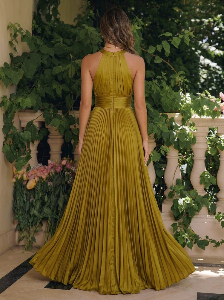 Metallic Foil Chiffon A-Line Halter Formal Dresses with Delicate Pleated