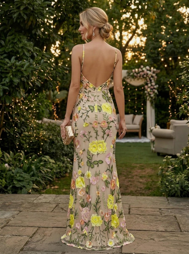 Tulle Mermaid V Neck Evening Dresses with Ruffles
