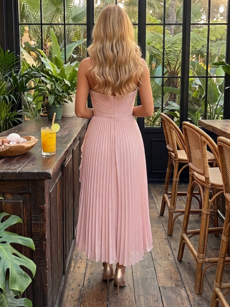 Chiffon A-Line Strapless Cocktail Dresses with Delicate Pleated