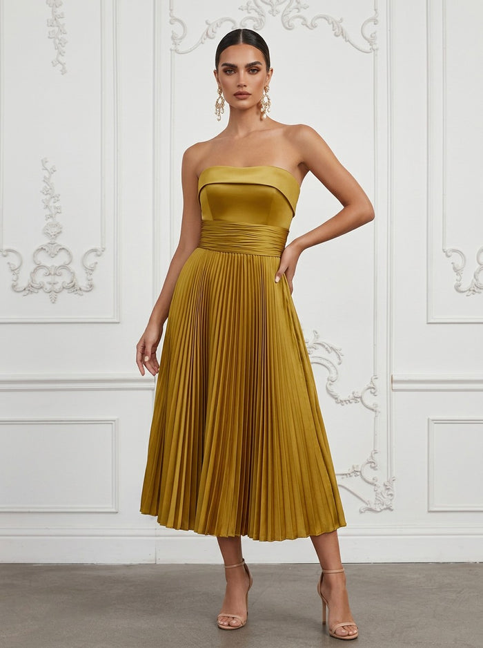 Metallic Foil Chiffon A-Line Strapless Cocktail Dresses with Delicate Pleated