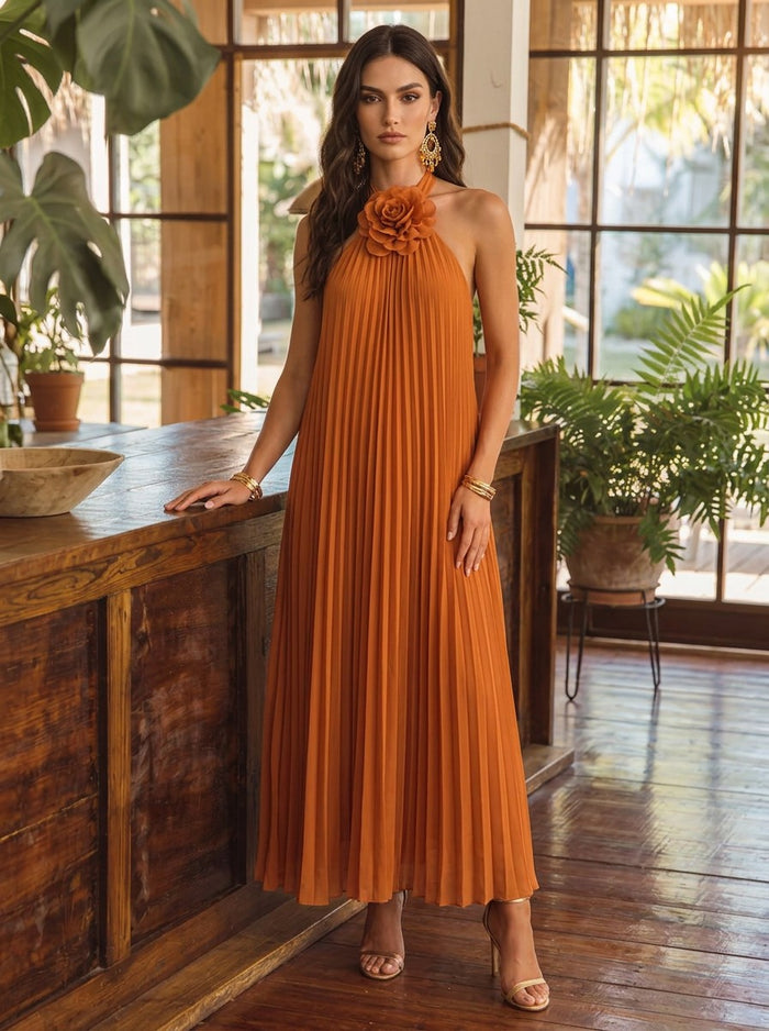 Chiffon A-Line Halter Cocktail Dresses with Delicate Pleated