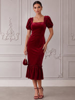 Velvet Sheath Square Neck Cocktail Dresses with Classic Mermaid Flared Hem