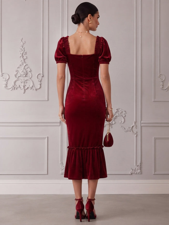 Velvet Sheath Square Neck Cocktail Dresses with Classic Mermaid Flared Hem