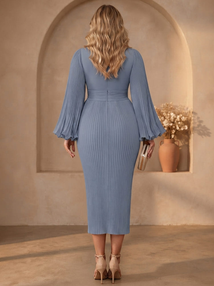 Chiffon Bodycon Crew Neck Plus Size Dresses with Delicate Pleated