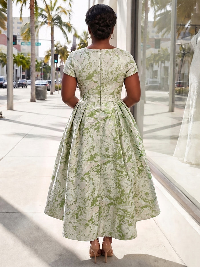 Jacquard A-Line Crew Neck Plus Size Dresses with Belt