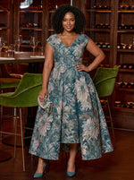 Jacquard A-Line V Neck Plus Size Dresses with Belt