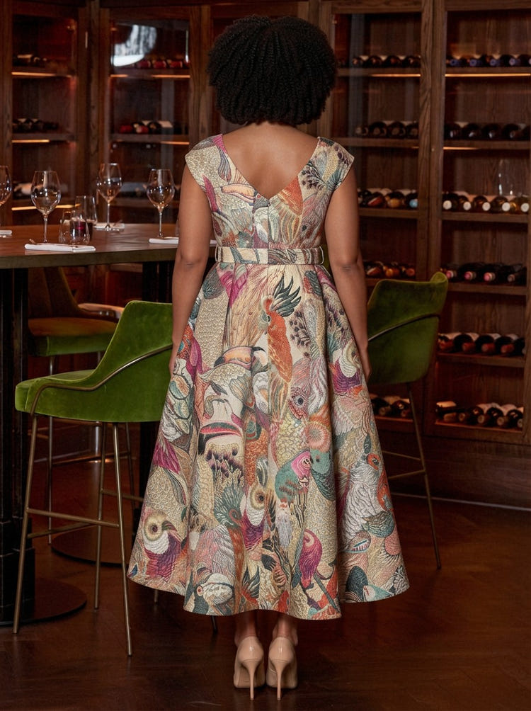 Jacquard A-Line V Neck Plus Size Dresses with Artistic Tropical Bird Allover Print